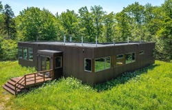 691 Black Bear Road, Jamaica, VT 05343