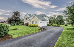 28 Sovereign Dr, Mount Olive Twp., NJ 07836