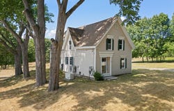 40 Stage Road, Hermon, ME 04401