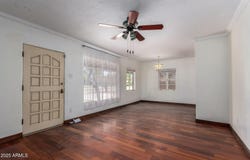 5748 W VISTA Avenue, Glendale, AZ 85301