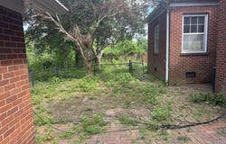 367 W Court Avenue W, Selmer, TN 38375