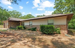 25 Timber Creek Lane, Wewoka, OK 74884