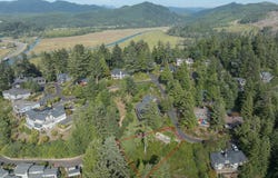 422 Surfview Drive, Gleneden Beach, OR 97388