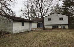 20072 Woodburn, Southfield, MI 48075