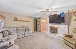 201 Sage RD, Silver Lake, KS 66539