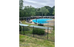 8 Missouri Court, Matawan, NJ 07747