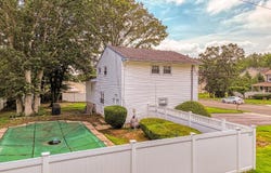 13 Ellingham Avenue, Monroe, NJ 08831