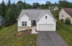 318 Golden Oaks Drive, White Haven, PA 18661