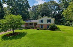 12 Lantern Drive, Greer, SC 29651