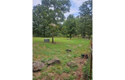 471302 E 923rd Road, Stilwell, OK 74960