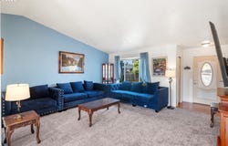 426 S 42ND PL, Springfield, OR 97478