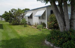 919 Weeping Willow Avenue, Lady Lake, FL 32159