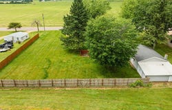 N6098 County Road N, Arkansaw, WI 54721