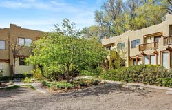 114 Las Cruces, Taos, NM 87571