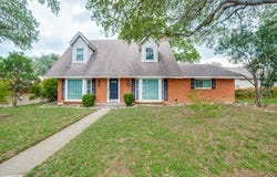 9327 Fernglen Dr, San Antonio, TX 78240
