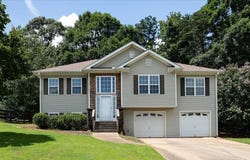 7825 Running Fox Trail, Gainesville, GA 30506