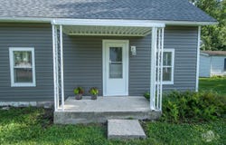 211 E Lincoln Street, Gaston, IN 47342