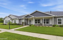 1929 Bluebird Way, Carthage, MO 64836