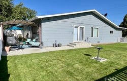 1718 Tompy St, Miles City, MT 59301