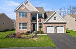 23 Sequoia Dr, Methuen, MA 01844