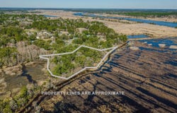 762 Wraggs Ferry Rd., Georgetown, SC 29440