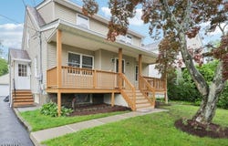 55 Harrison Ave, Waldwick Boro, NJ 07463-1814