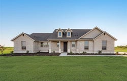 1620 County Road 200, Valley View, TX 76272