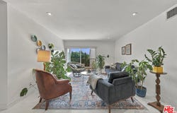 949 N Kings Rd, West Hollywood, CA 90069