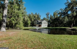91 Sir Edward Teach Road, Midway, GA 31320