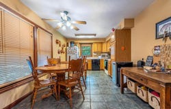312 Shadow Oak Lane, Mammoth Spring, AR 72554