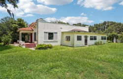 302 E OAKLAND AVENUE, OAKLAND, FL 34760
