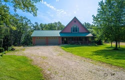 12A6 Grant, Apple River, IL 61001