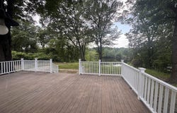 24 Radcliffe Drive, Hudson, NH 03051