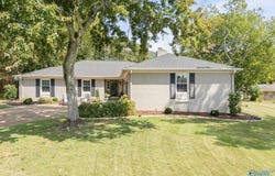 7702 Shadow Bend Drive SE, Huntsville, AL 35802
