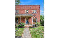 705 SKYLINE DRIVE, LANCASTER, PA 17601