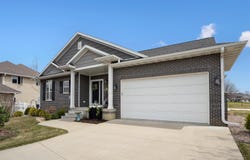 1021 Lake Ridge Drive, Cedar Falls, IA 50613