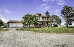 2933 Little Wall Lake Road, Jewell, IA 50130