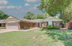 733 Park Drive, Yukon, OK 73099