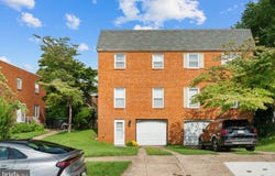 105 RENNARD Terrace, PHILADELPHIA, PA 19116