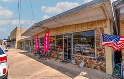202 E Main Street, Mountain View, AR 72560