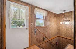 2471 Fairview Avenue, Waverly, IA 50677