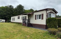32 Lane E, Coventry, RI 02816