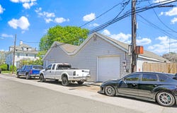 225 Nassau Street, Hewlett, NY 11557