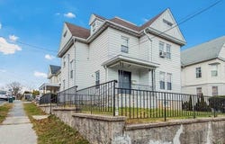 69 Waring Place, Yonkers, NY 10703
