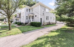 124 Harrison Street, Barrington, IL 60010