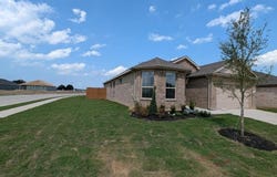 1001 TRACTION Trail, Cleburne, TX 76031