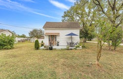 1104 N Oak, Buffalo, MO 65622