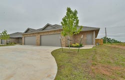 2803 Josie Circle, Midwest City, OK 73130