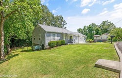 522 N Houston St, Maryville, TN 37801