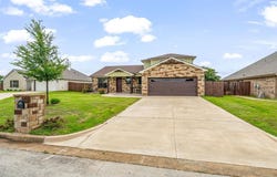 130 Elk Cove, Stephenville, TX 76401